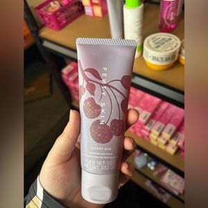 Fenty Beauty Cherry Dub Face Scrub